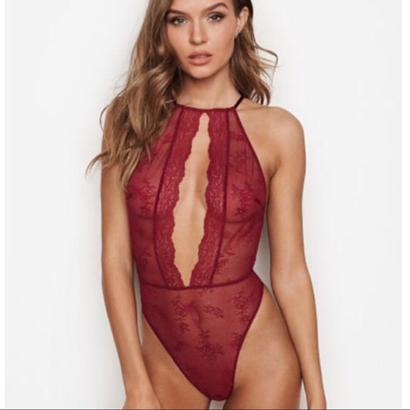 NWOT Victoria’s Secret Very Sexy keyhole teddy - Picture 2 of 8